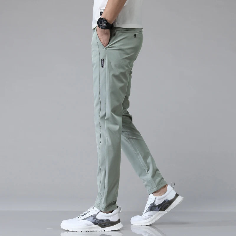 Ultra-Light Stretch Trousers – All-Day Comfort, Sharp Fit