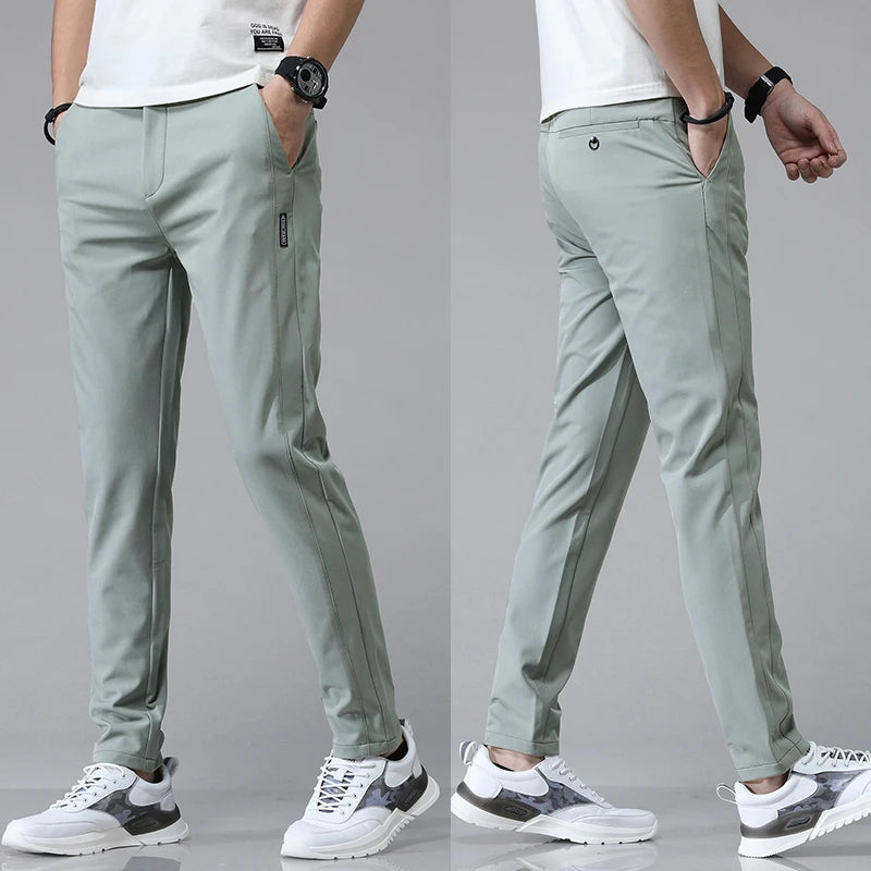 Ultra-Light Stretch Trousers – All-Day Comfort, Sharp Fit