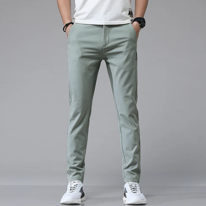 Ultra-Light Stretch Trousers – All-Day Comfort, Sharp Fit
